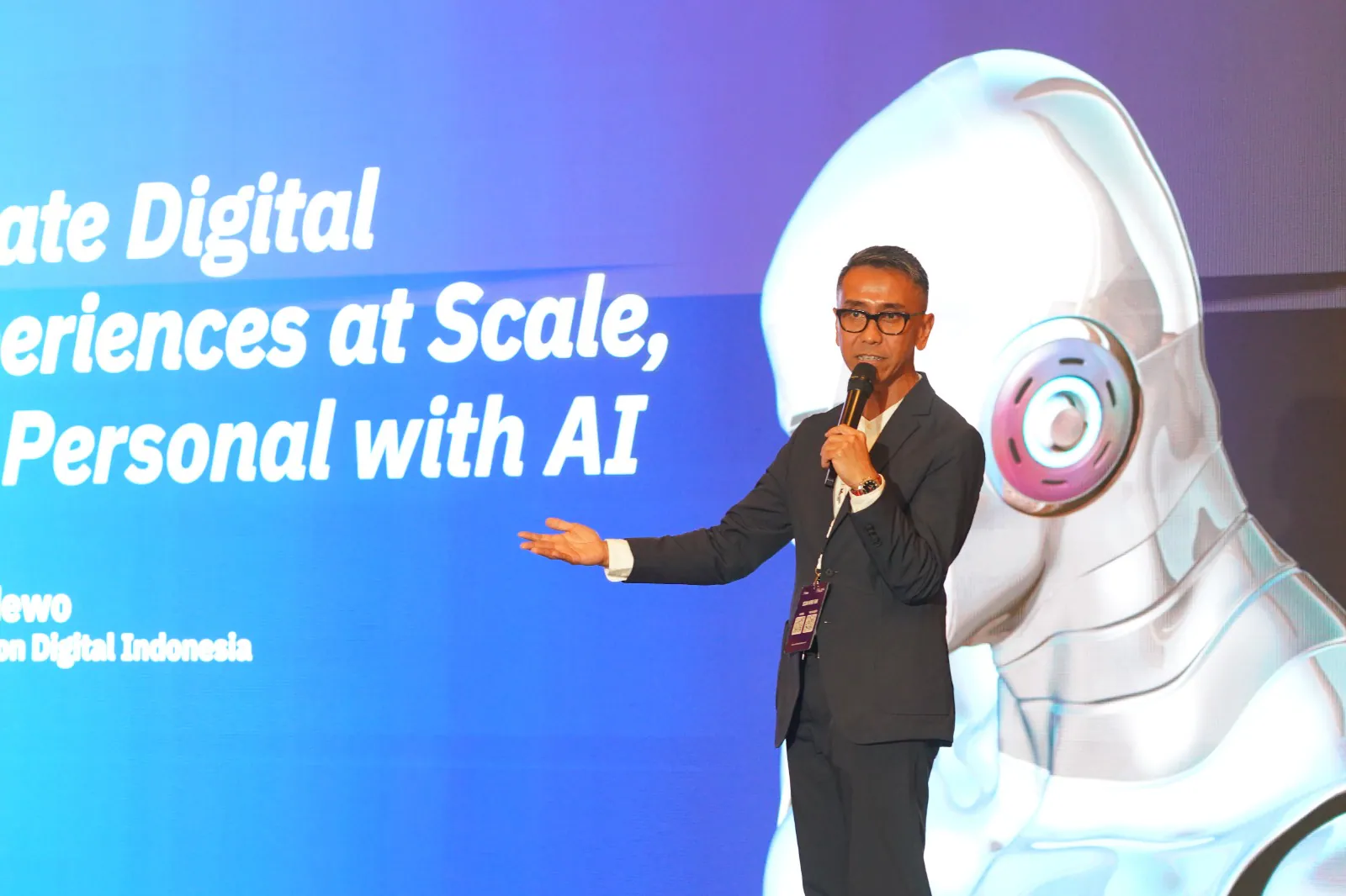 Nuon Sabet Penghargaan Creative Community Event Heroes